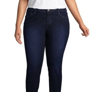 Juniors plus denim Super Skinny Size 24